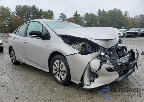 2017 Toyota Prius Prime z USA, uszkodzony, nr VIN JTDKARFP6H3064181